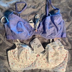 SOLD forever 21 lacey bras bundle